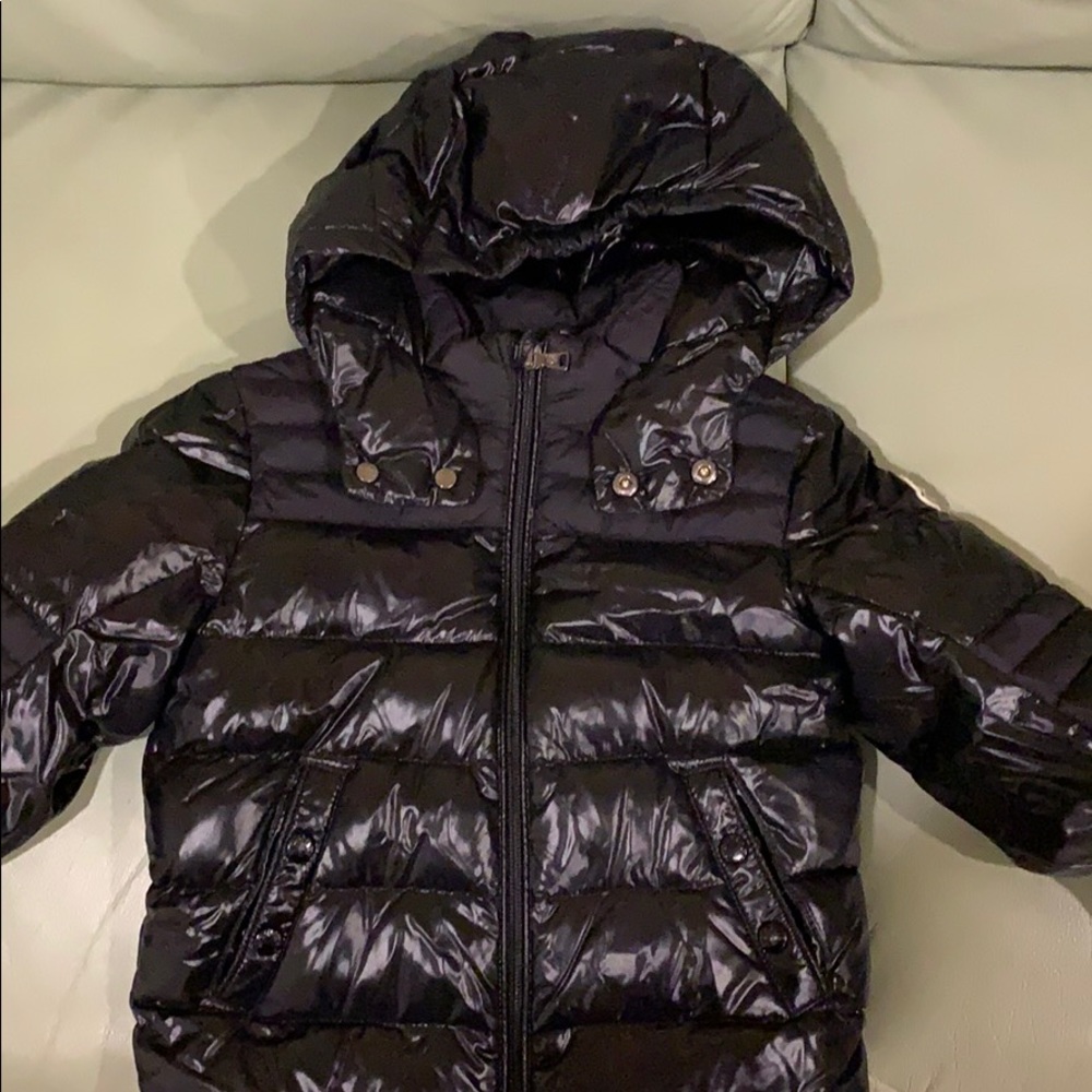 Moncler childrens size 3 down puffer in black